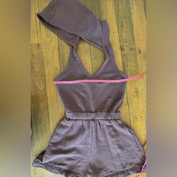 FREE PEOPLE Beach Halter hooded shorts romper Soft Terry plum color Sz XS - Picture 9 of 16